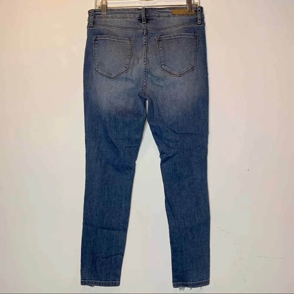EUC Cello High Rise Ripped Distressed‎ Faded Denim Jeans Size 9